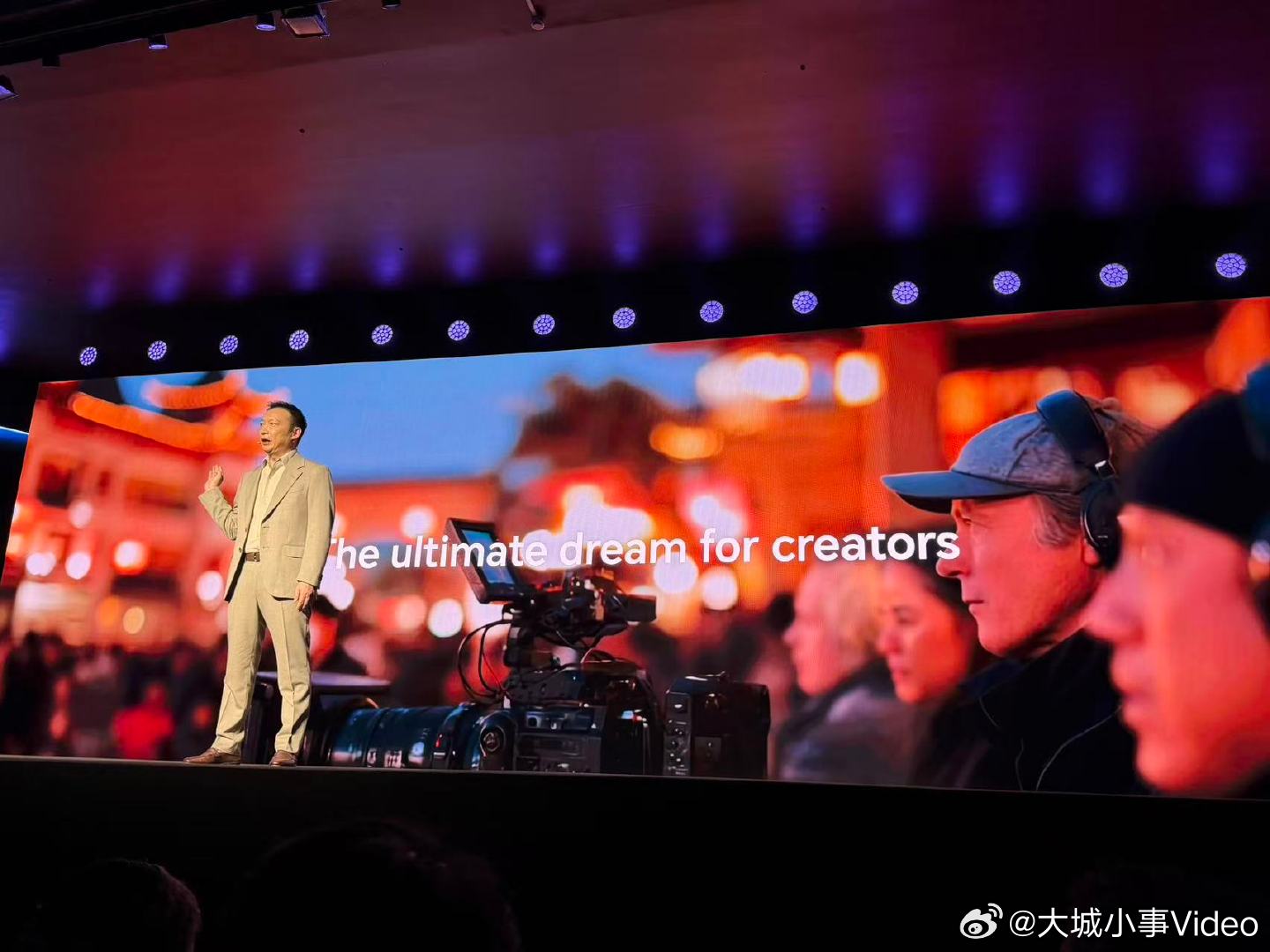 【荣耀官宣与顶级影像品牌达成合作】荣耀机器人手机将使用阿莱影像技术 3月1日，在