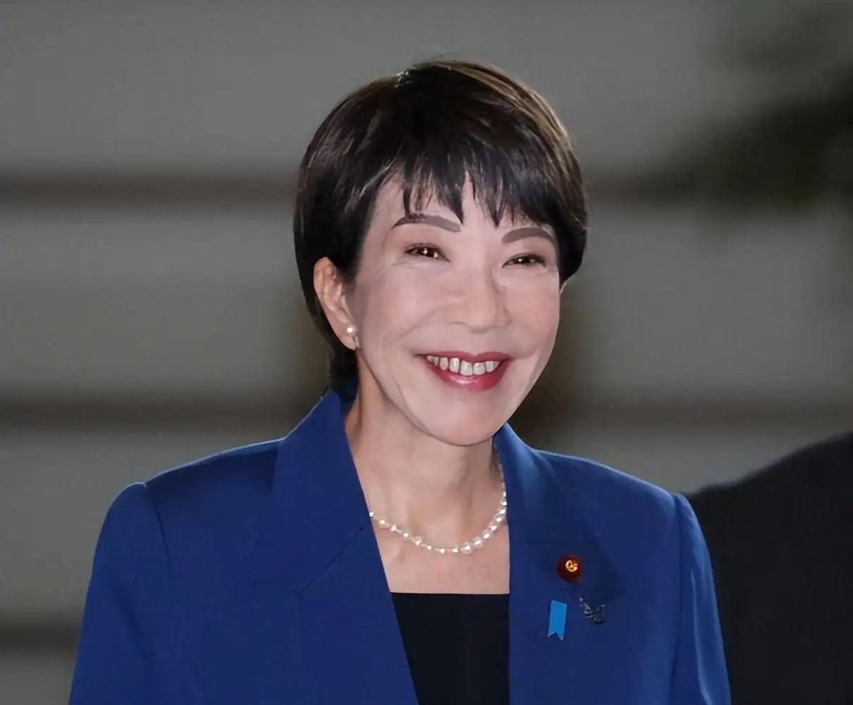 日本首相要下台了？老话常说屋漏偏逢连夜雨，眼下的日本就深陷这样的窘境，政坛接连爆