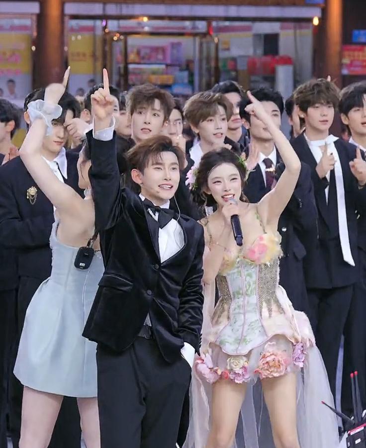 为啥有这么多克隆人 