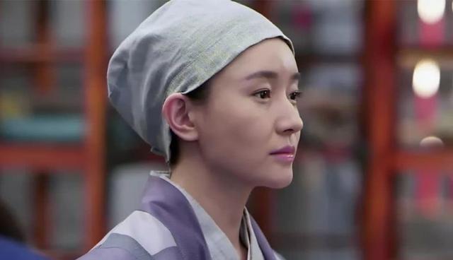 宋朝一尼姑伺候皇帝洗澡，皇帝当晚将其临幸，后来生下一千古明君！

历史上有些偶然