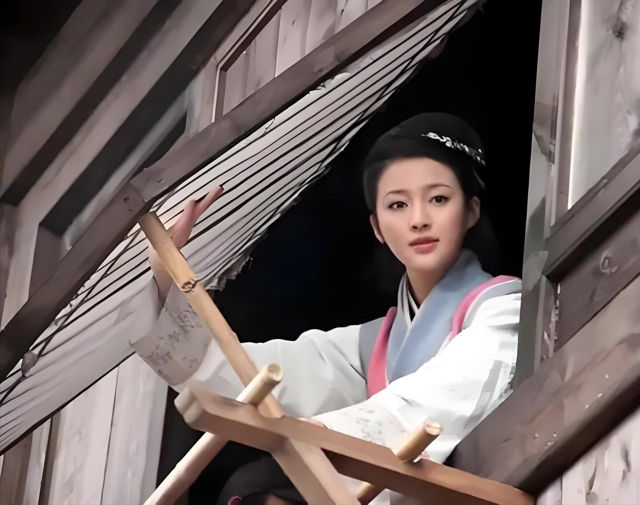 潘金莲啊，你为什么要开窗呢？你知道吗？你看似一个小小的动作，竟然影响历史发展走向