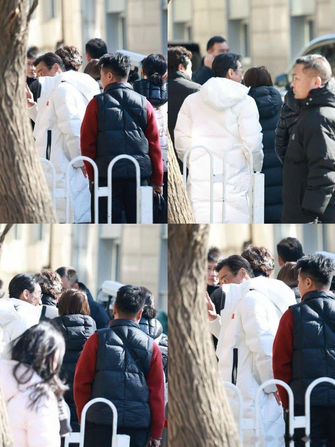 谁家明星下车三秒出神图 春晚彩排这波路透杀疯了！秦海璐、李现等下车三秒出神图，生