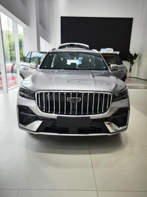 大家觉得我该选哪个版本？？

试驾星越L了，现在就是纠结要不要加钱上顶配，有了解