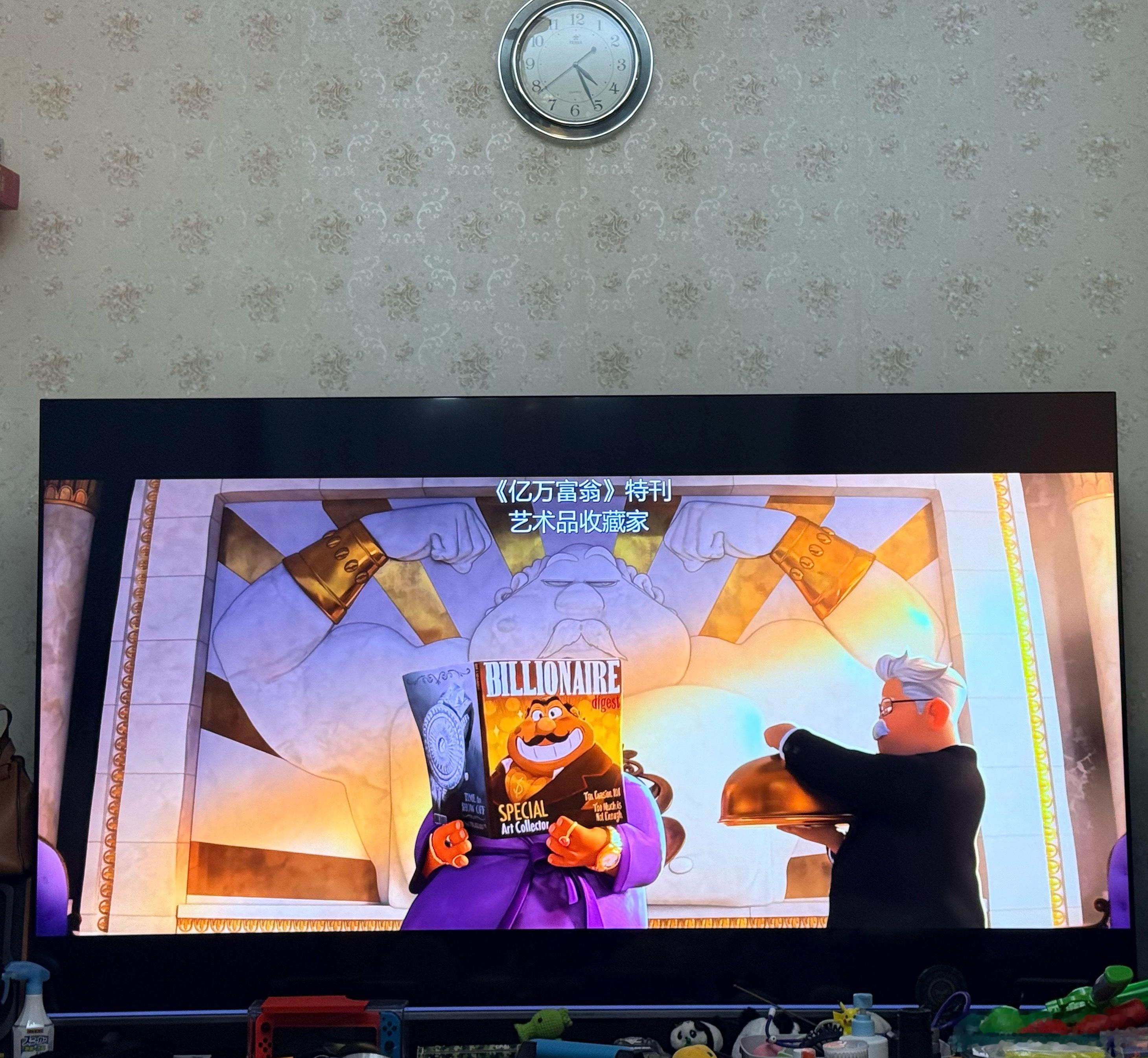 小孩半夜发烧，先用动画片治疗一个小时看看效果…. 