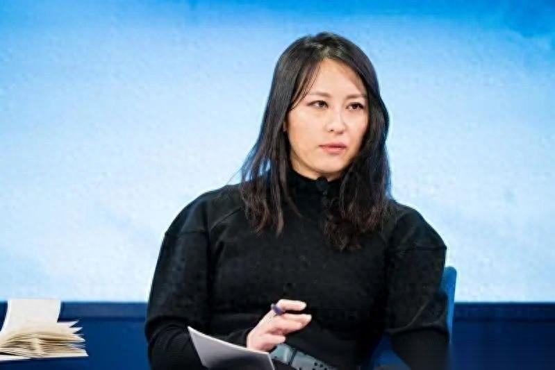 当下的中美经贸关系，就像一盘胶着的棋局，双方你来我往、各出招式，每一步动向都牵动