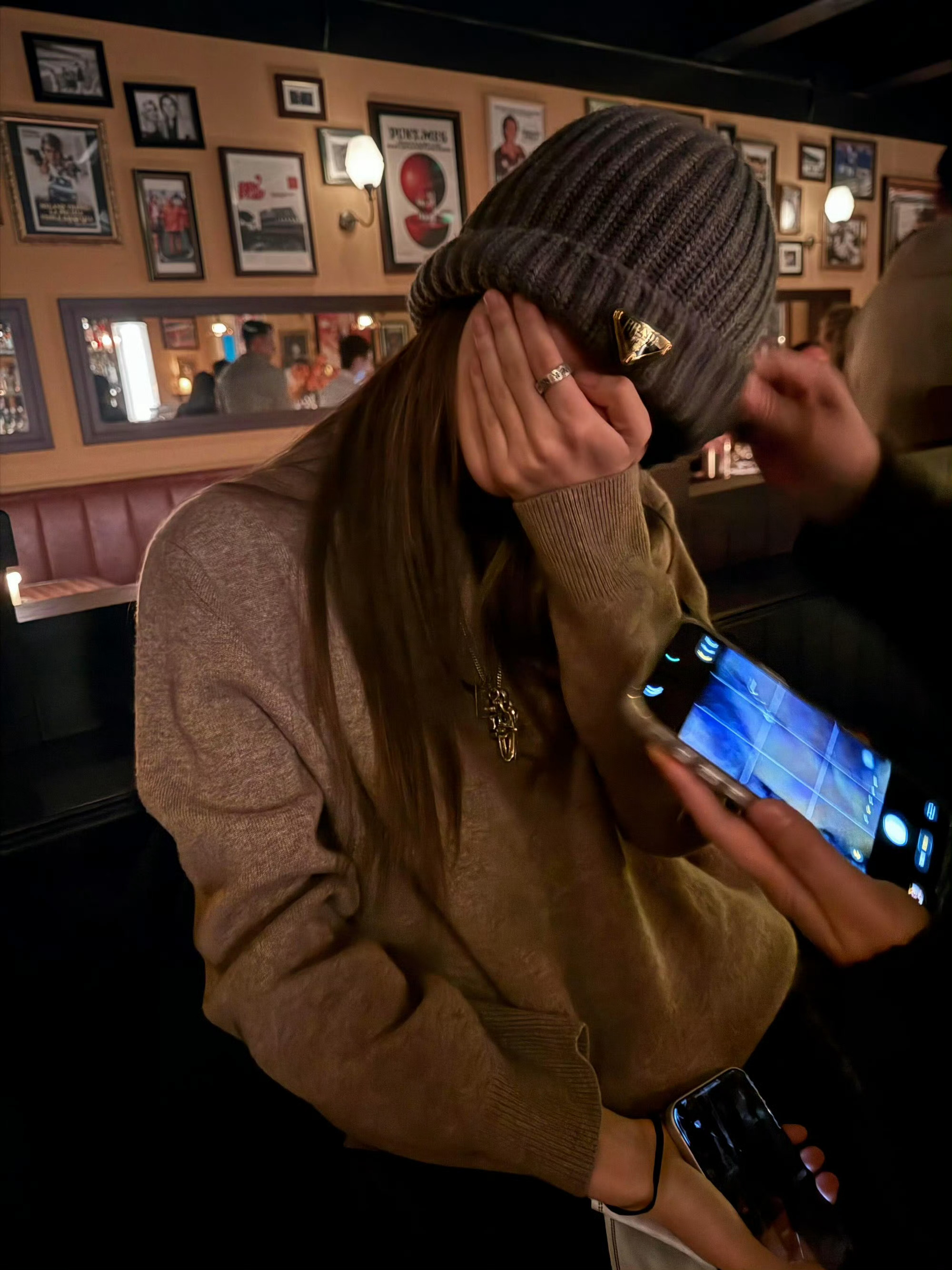 袁一琦的脸如奶油般化开了袁一琦把幽默感玩得贼溜，说自己脸如奶油般化开，和粉丝互动