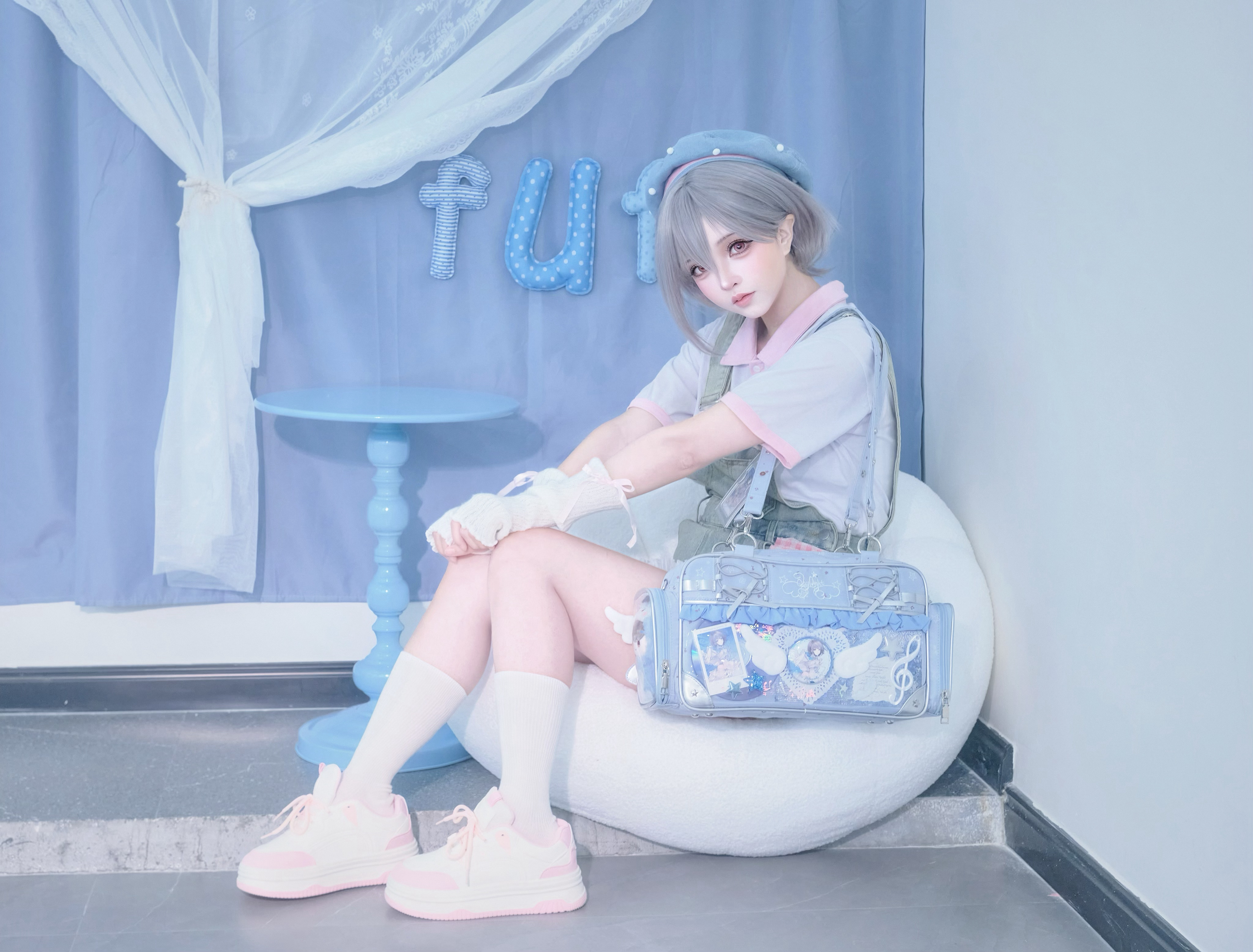 发个图下线了，晚点再来翻翻我错过的好多美女（。继续干事去（。 ​​​