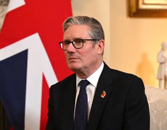 英学者敦促政府认清现实：英国已沦为二流国家，要对中国尊重一点
 
最近英国政坛算