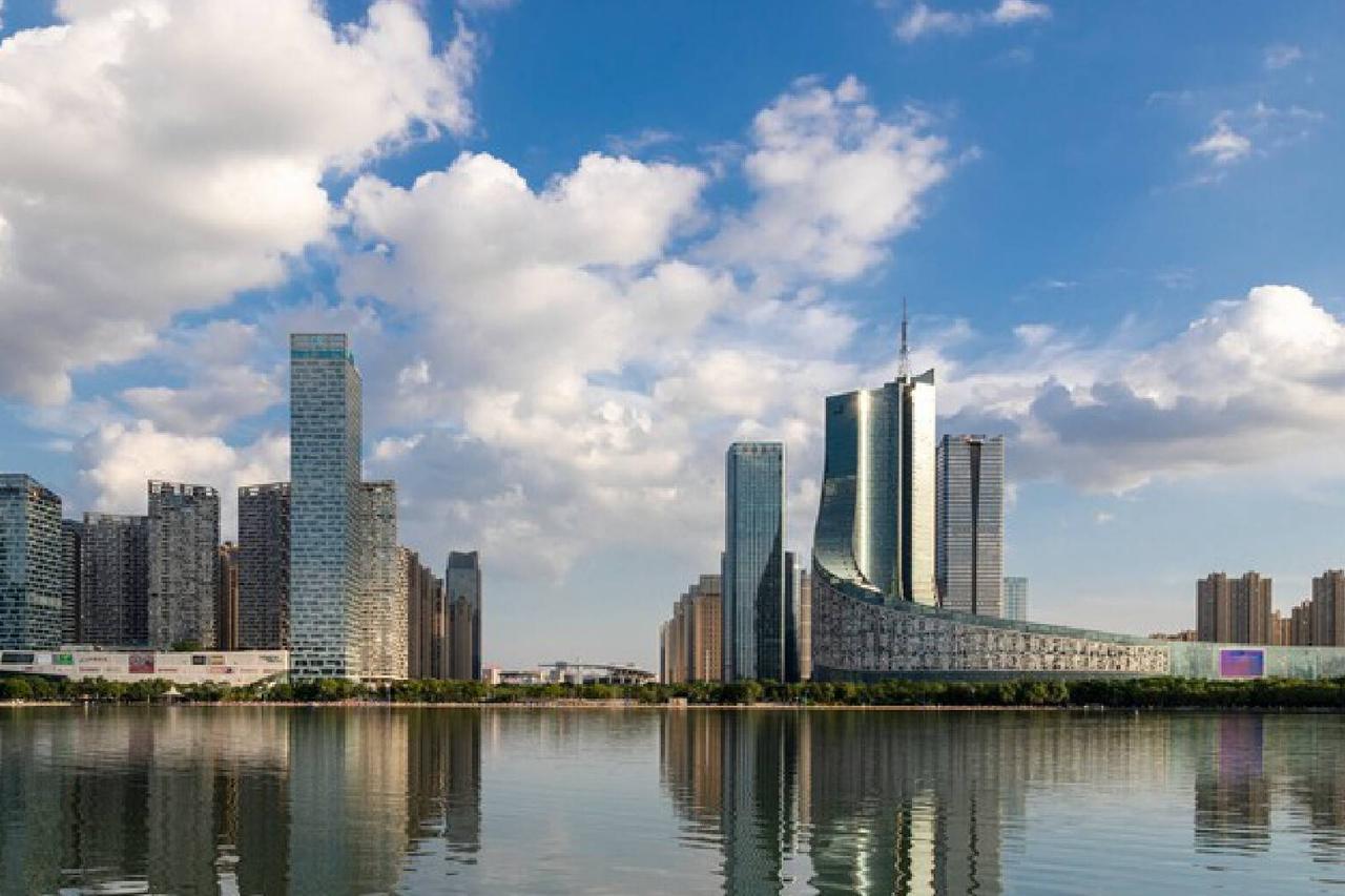 同时享有“中国科创之都”“中国赌城”“中国霸都”这三个尊称的省会城市——合肥。合