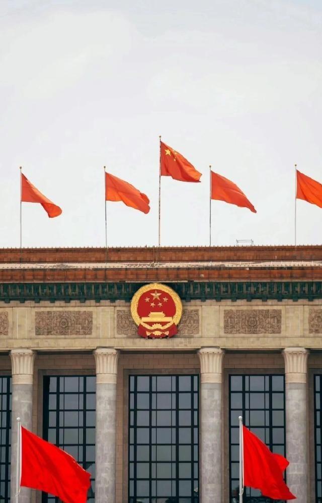 从中东看中国，族人被杀阿萨德为何一声不吭，终于懂了毛主席苦心。叙利亚战火再起，引