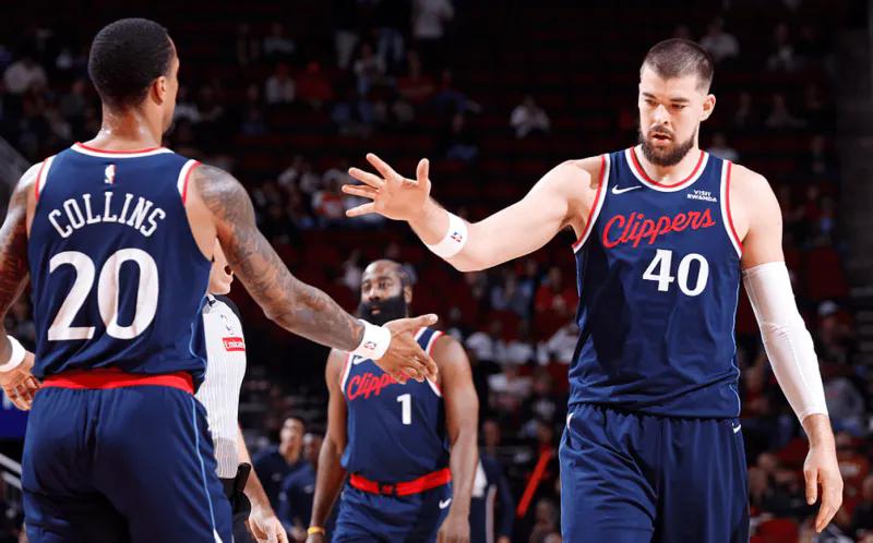 赢球不可怕，缺谁谁尴尬！
快船没了祖巴茨，一下子活了过来，最近，更是轰出3连胜，