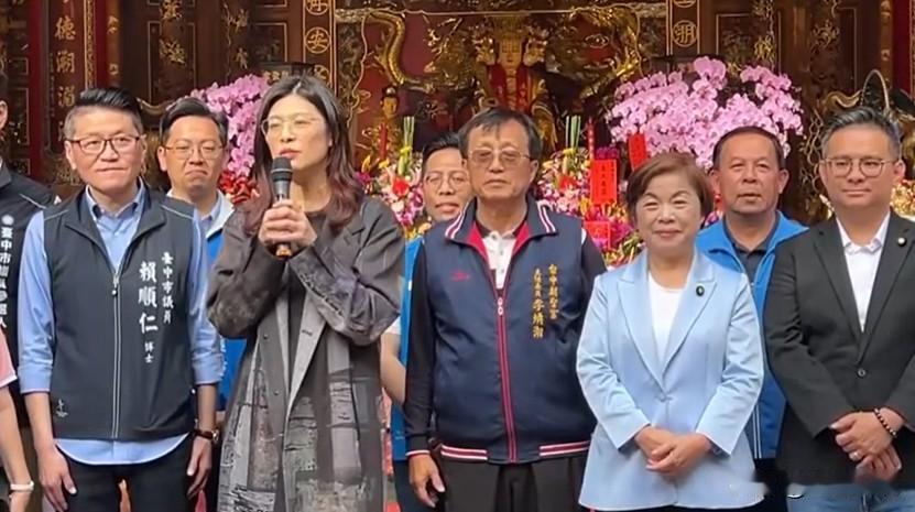 与杨琼璎合体拜妈祖 郑丽文赞“卢秀燕政绩耀眼”：盼2026胜选延续

国民党主席