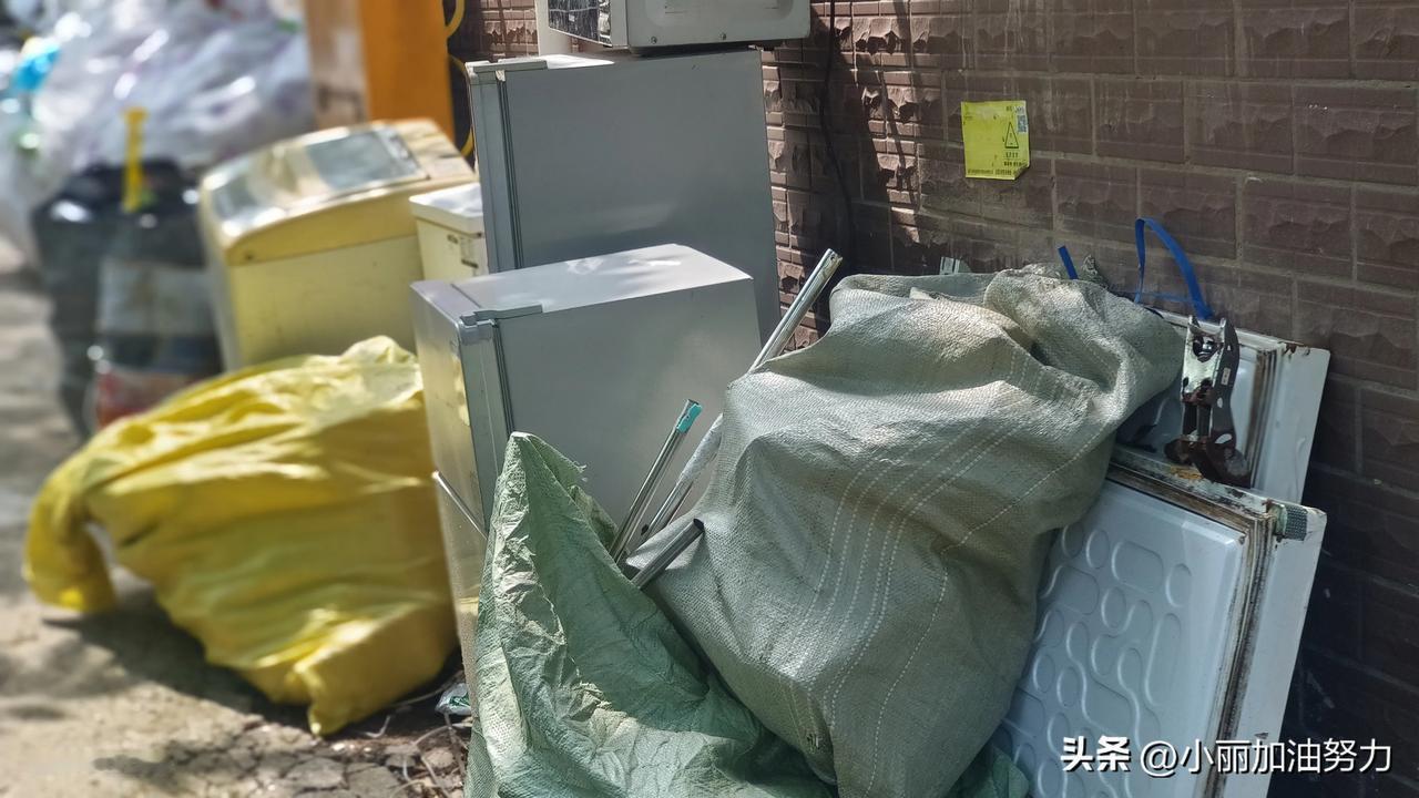 大家好我是一位白血病病人，今年第四年时间，今天算是见到奇葩了，

现在这个社会真
