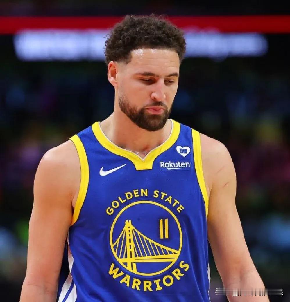 克莱·汤普森 2023-24 赛季🧐

17.8分
投篮命中率50%
3.4 