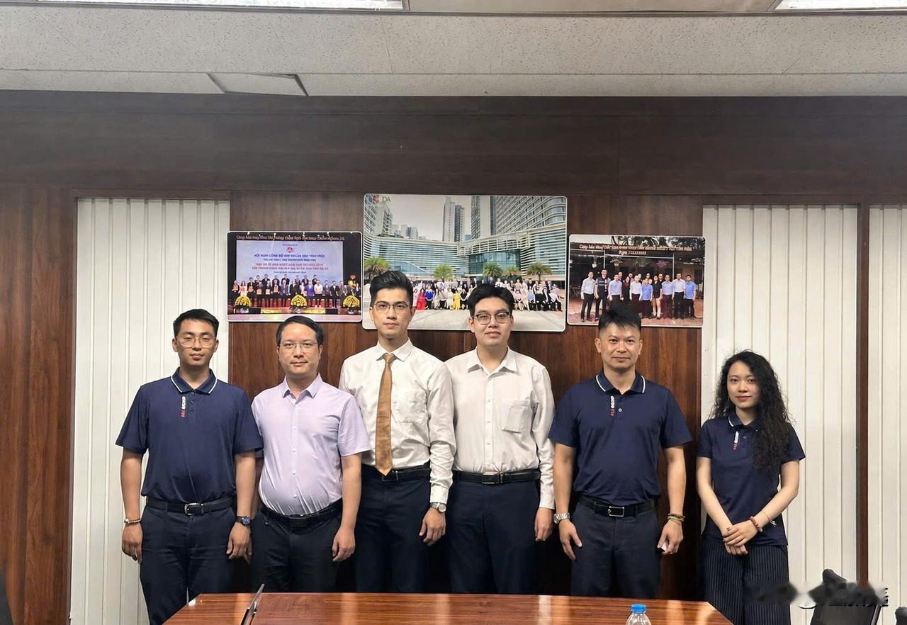 今天陆典谷会见越南工商银行兴安分行业务经理一行。银行方表示希望加强资源共享，为越