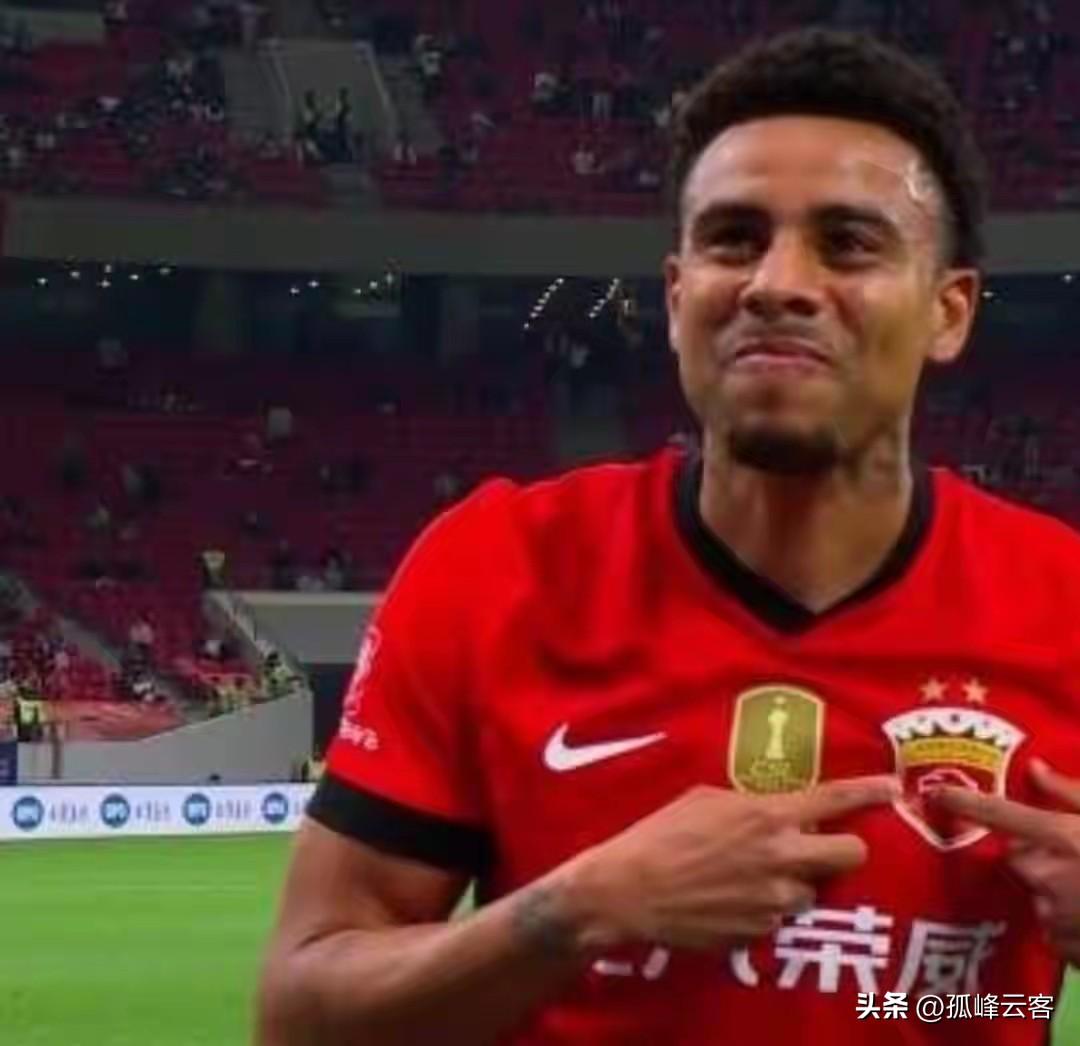 从河南队新赛季的引援和阵容来看，将会延续上赛季的踢法，在保证主力框架的同时对个别