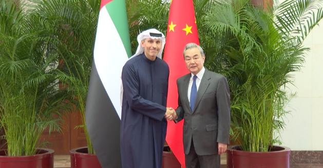 等不了，阿联酋主动找中国

北京时间3月18日，阿联酋终于等不了了，选择派出了总