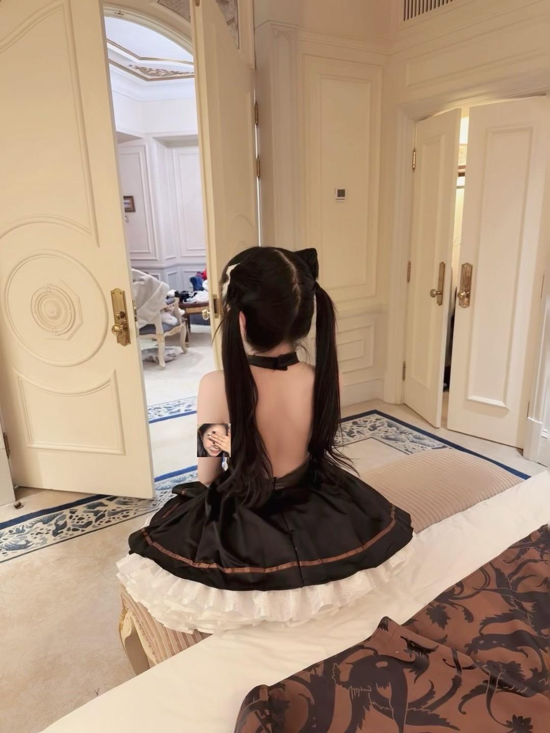 奇怪！小喵身上全是萌萌味