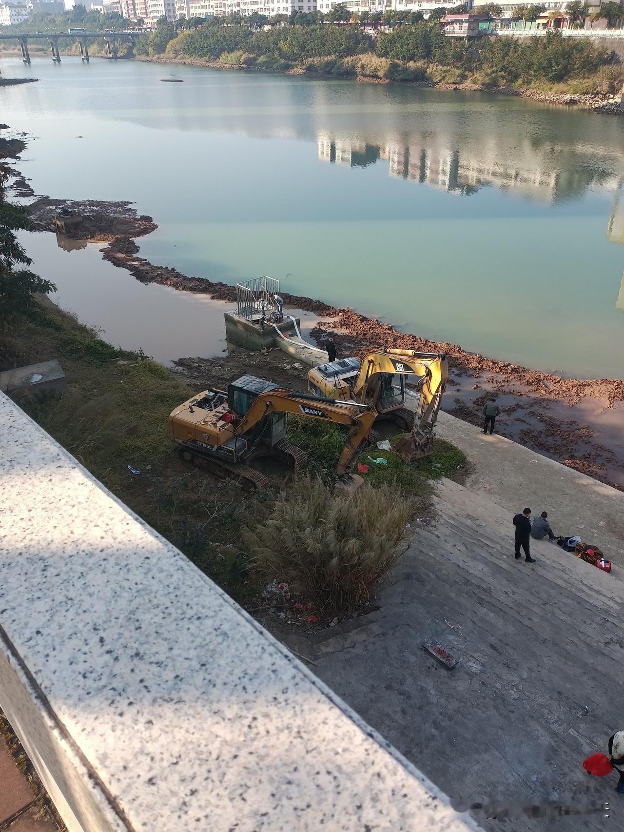 冬春季节，又到了搞工程的时候了。