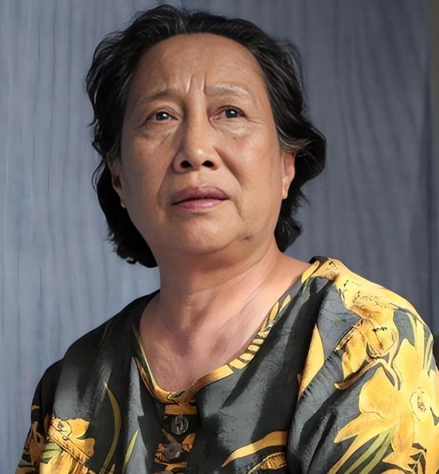 1980年，演员孙桂田花2.6万在北京故宫旁买了一个四合院，后来她又陆陆续续买了