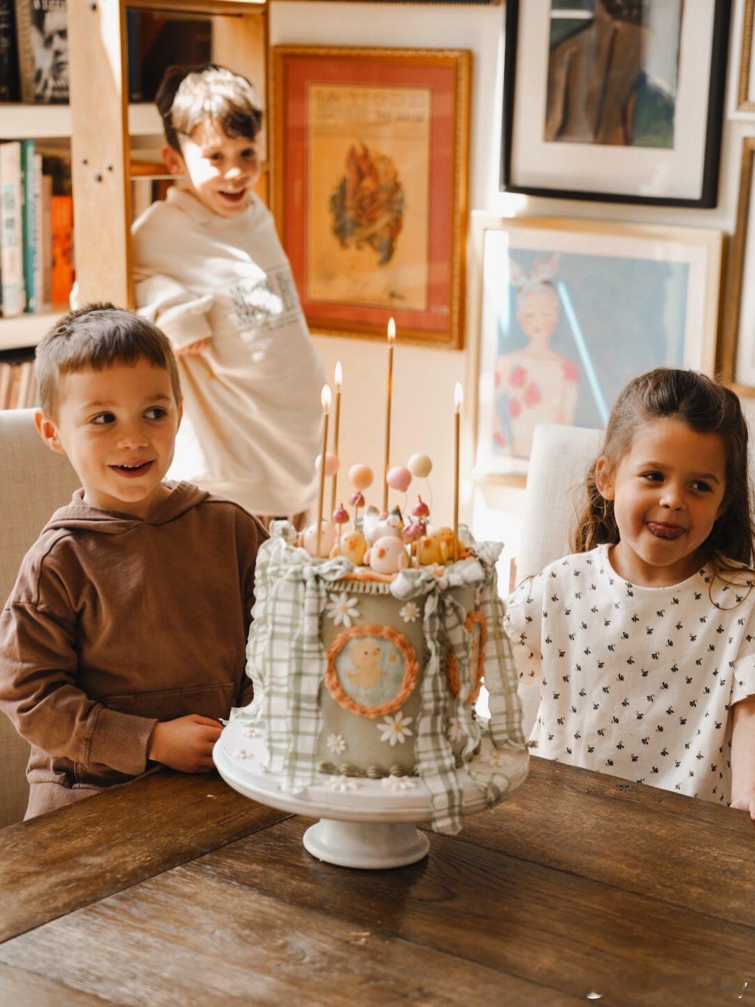 马修安德森 一转眼，妹妹都四岁了🔥。男排美国男排