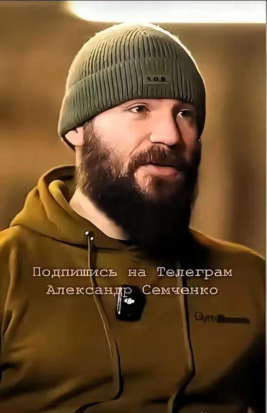 凌晨复仇轰炸！

大规模轰炸拉开序幕，导弹、无人机铺天盖地，乌指挥官痛悔：不该让