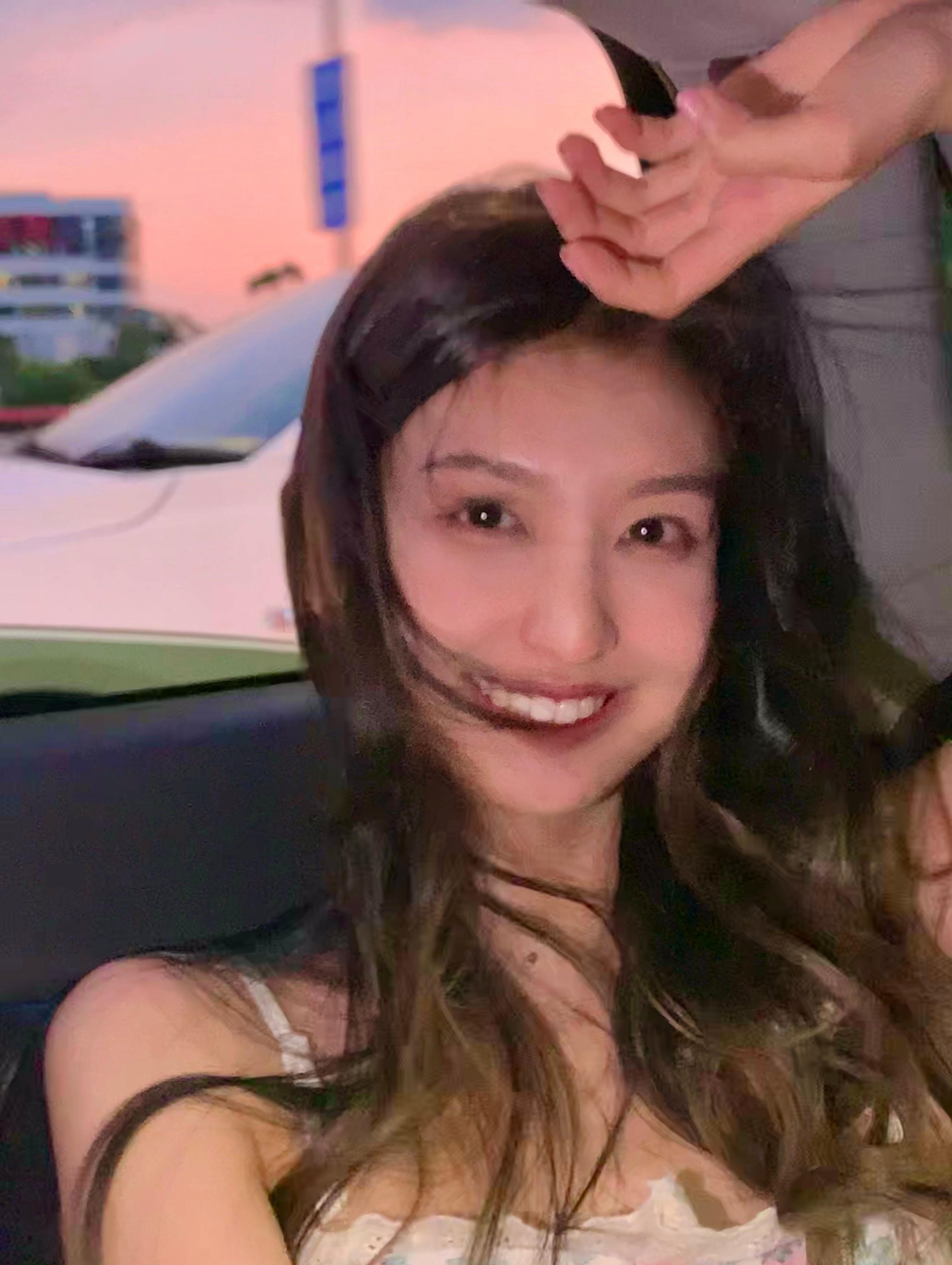 男朋友说不想拍我 只想拍窗外的晚霞 ​​​