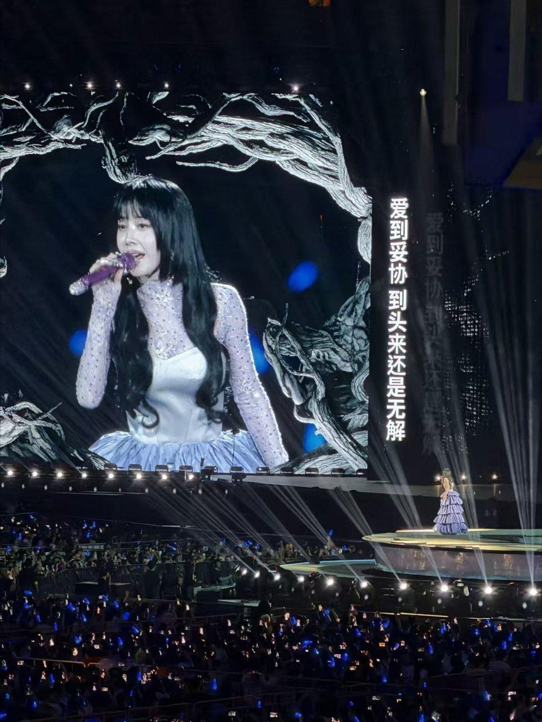 马龙追星蔡依林马龙来看蔡依林鸟巢演唱会了羡慕今晚在鸟巢的每一个人——你们不仅听了