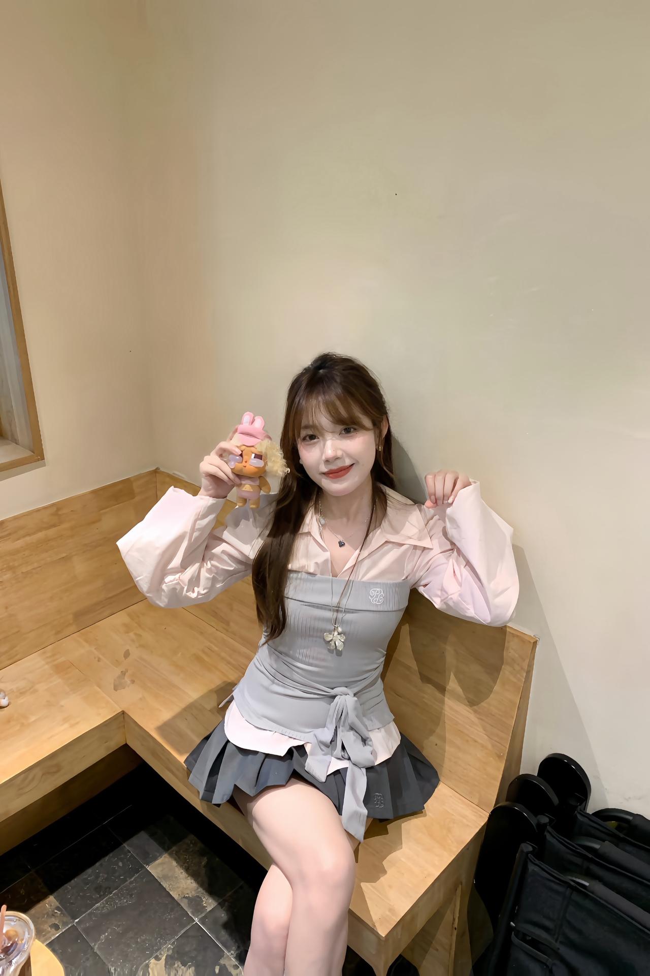 . 𓍼🎀𓈒₊ . ミ >  。o ミ
韩系 甜妹ootd 我的暑假beli