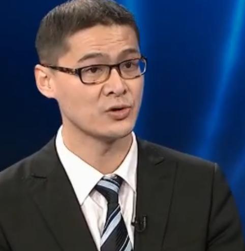 罗翔老师说：
“你若是学不进去，玩不尽兴，睡不踏实，
心情不爽，浑身不对劲，却又