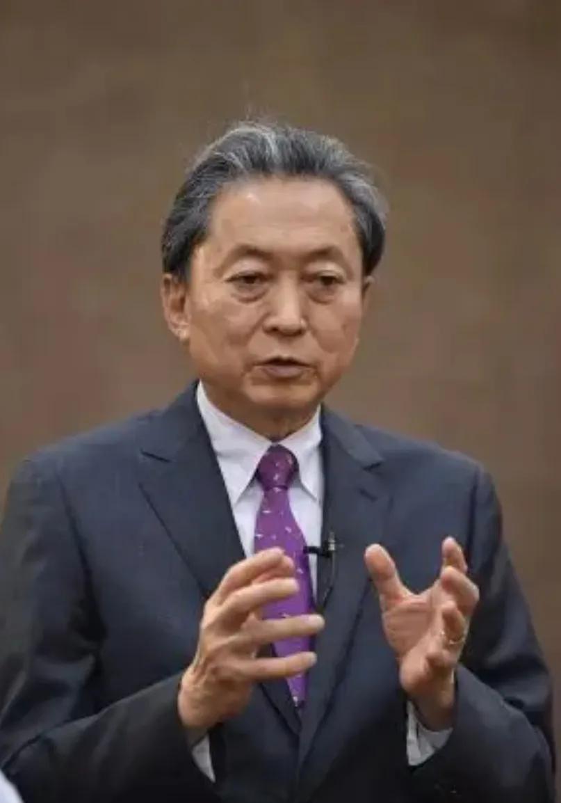 日本前首相鸠山由纪夫称：“一名现役陆上自卫队军官持刀闯入中国驻日本大使馆，被当场