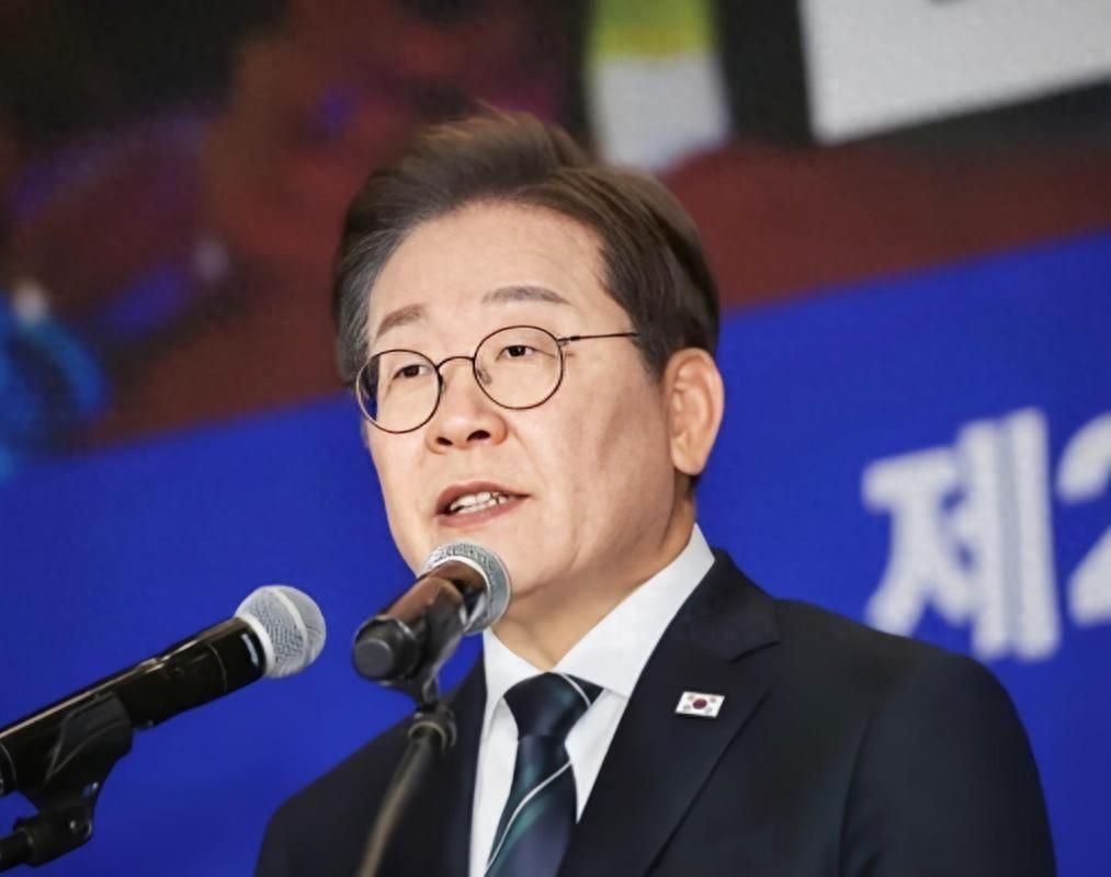 借道朝鲜直达北京！李在明要建高铁绑定中朝韩，中美之间他选前者

最近韩国政坛抛出