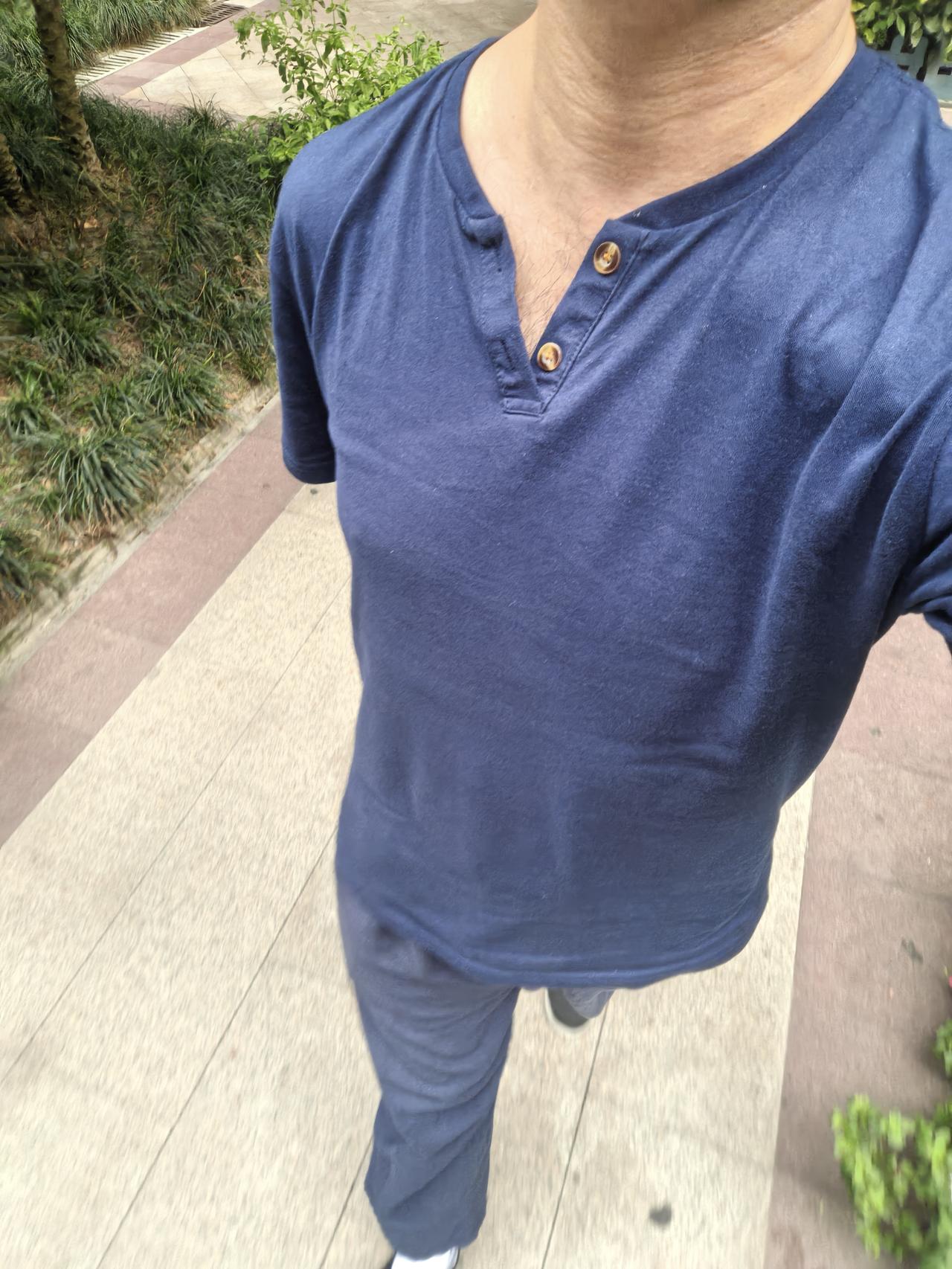 莫笑癫狂君不见，古今谁免一塚丘？
好诗[赞][赞][赞][赞][赞]