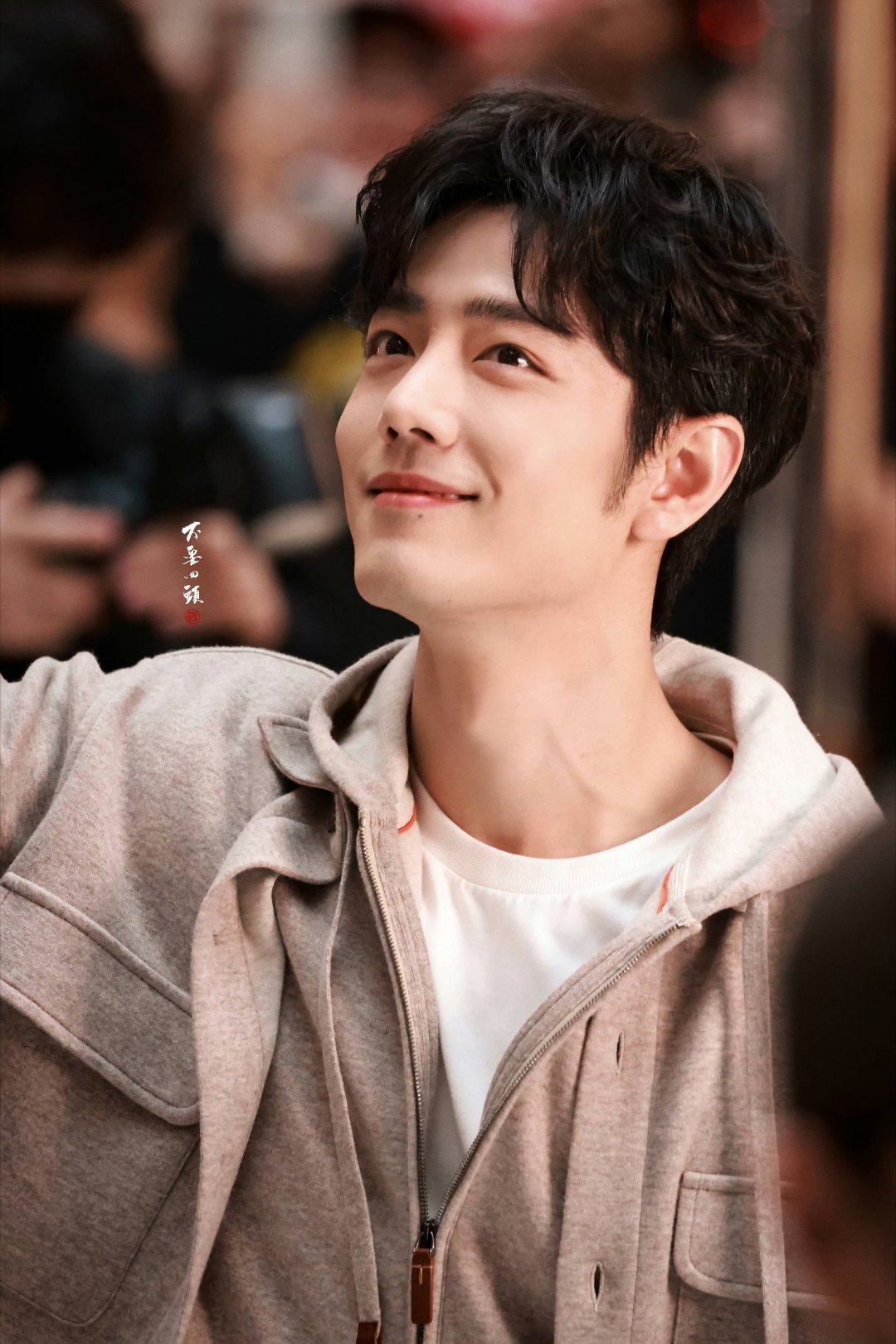 肖战TODS全球品牌代言人肖战 肖战肖战 哇哦，超级帅气，超级迷人，魅力无限大，