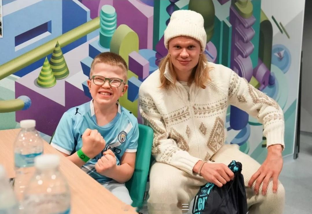 哈兰德：曼城新援的融入情况非常好，为福登的好状态感到高兴近日曼城中锋哈兰德接受了