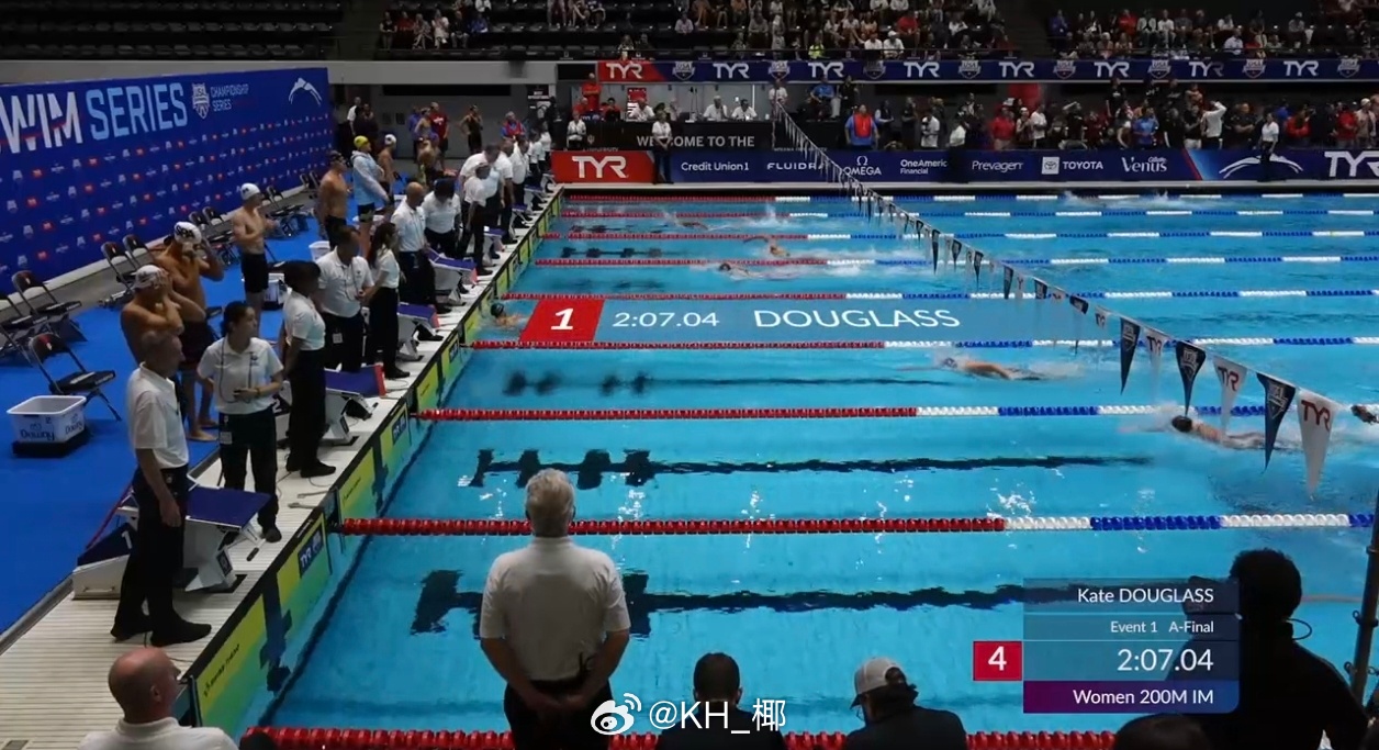 美国游泳系列赛印第安纳波利斯站 女200混决赛道妹 2:07.04 