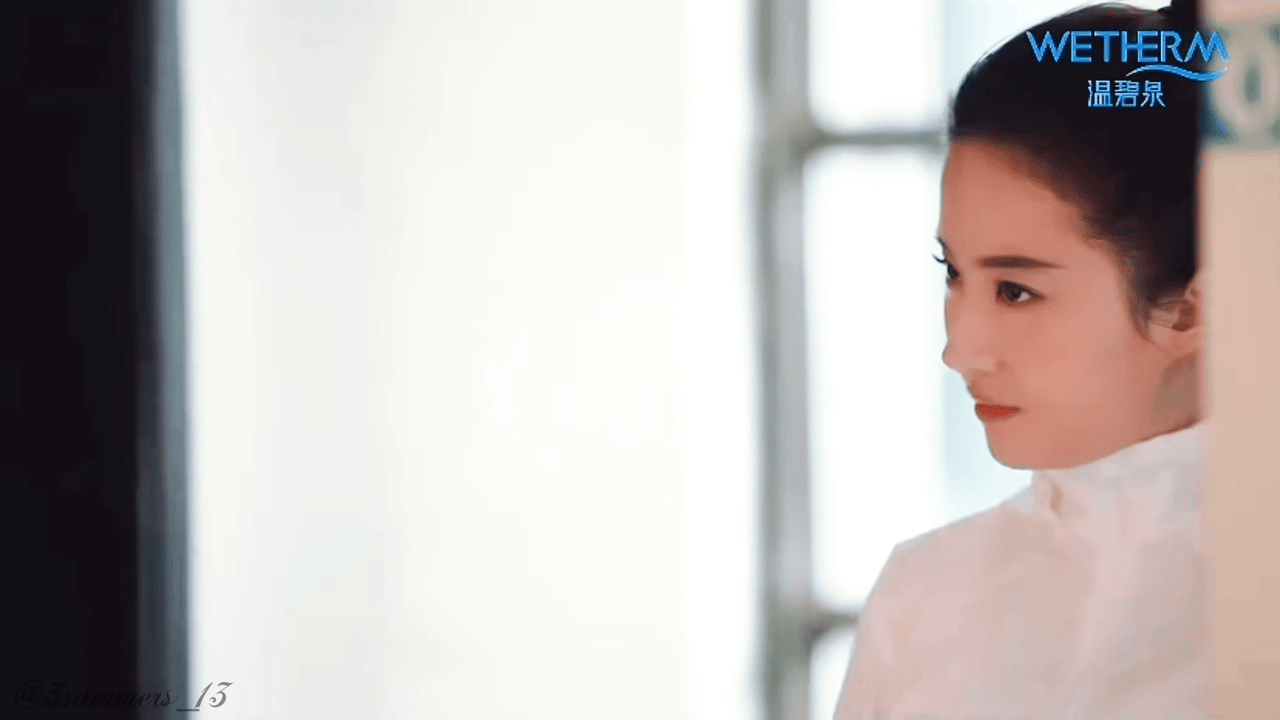 刘亦菲 模糊的画质清晰的美貌 甩马尾那一下我亖了 刘亦菲