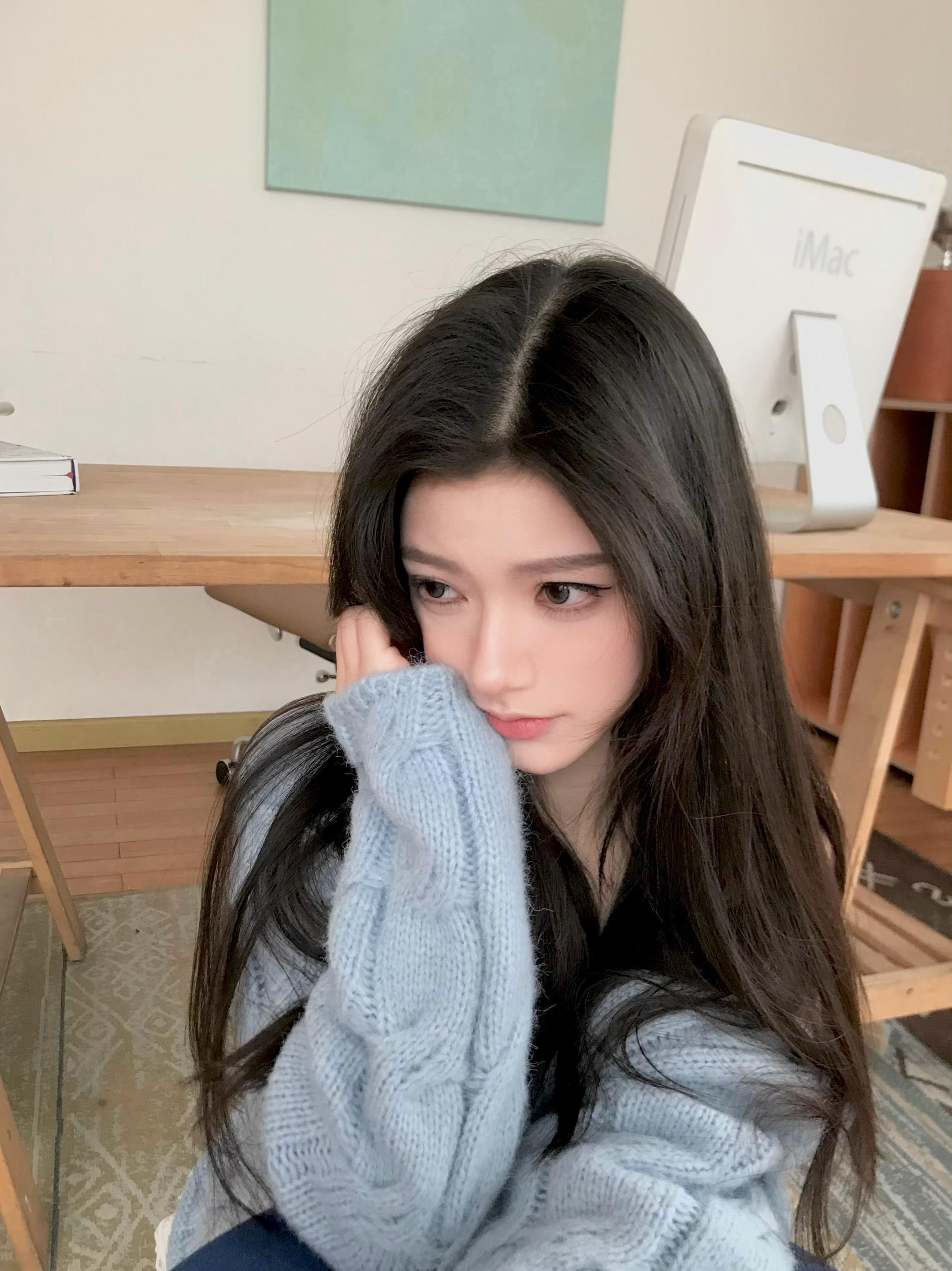 🤍ྀི⁃ ⩊ ⁃₊⁺ 딩동⁺ ₊