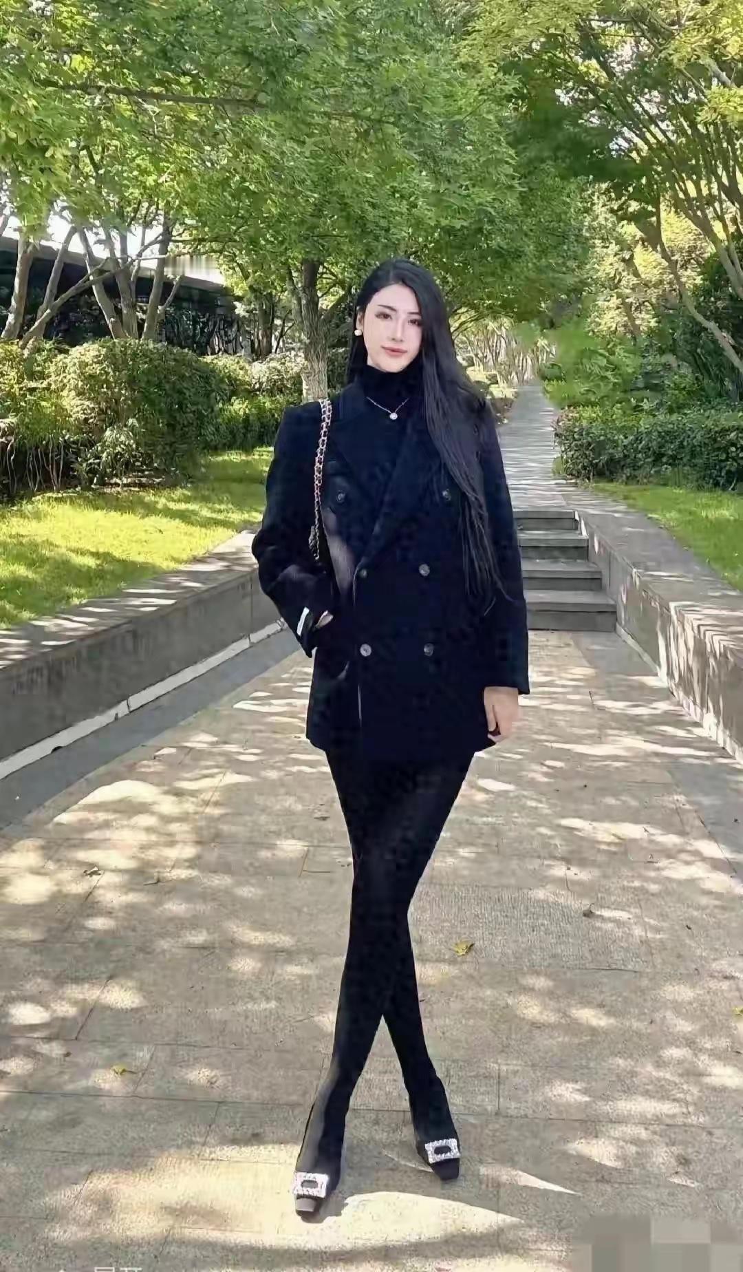 阳光明媚，心情愉悦