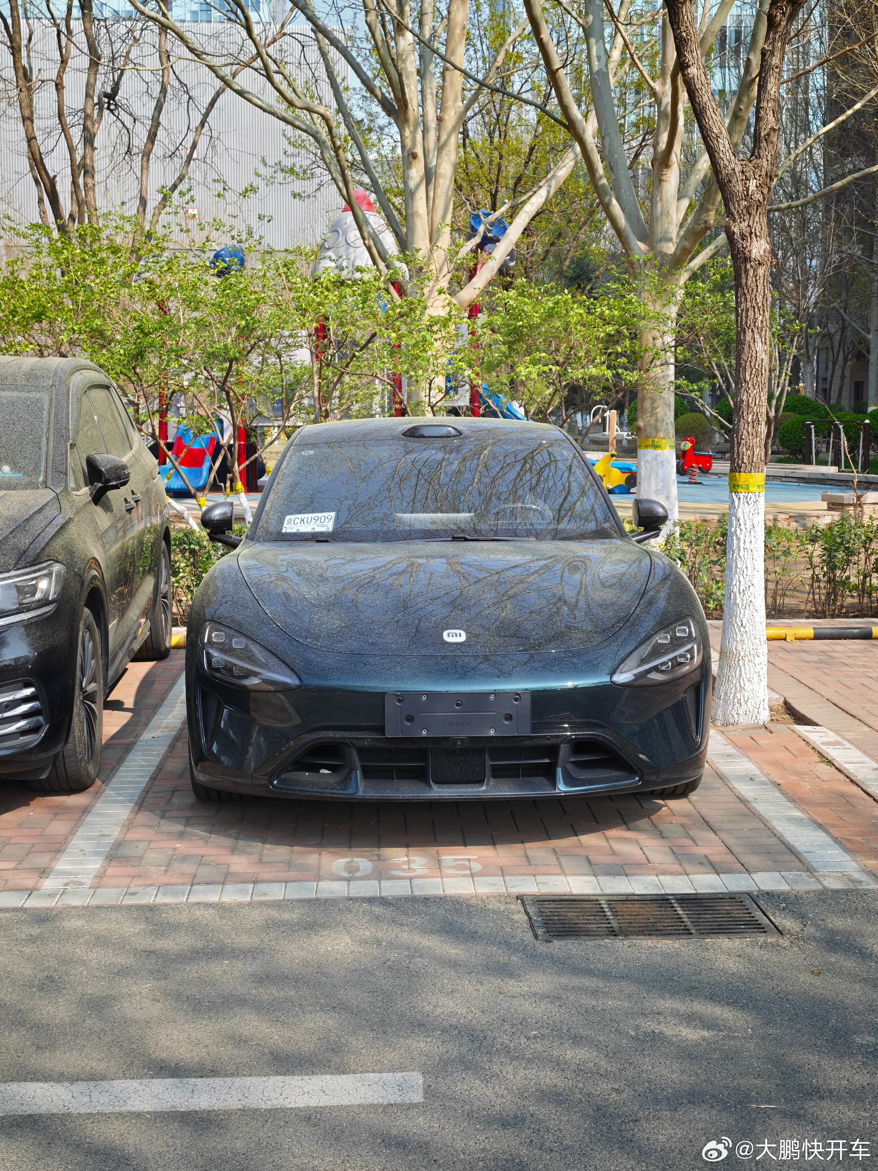 新一代小米su7 小区里这就有人提了？好快… 