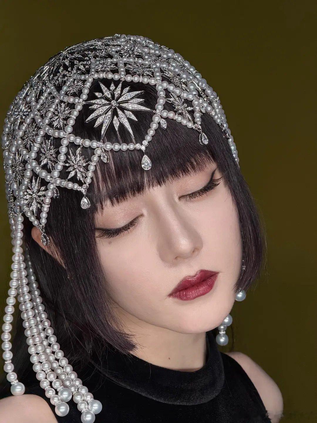 御木本为了让迪丽热巴全球首戴珍珠头饰不惜推掉好莱坞顶级女星