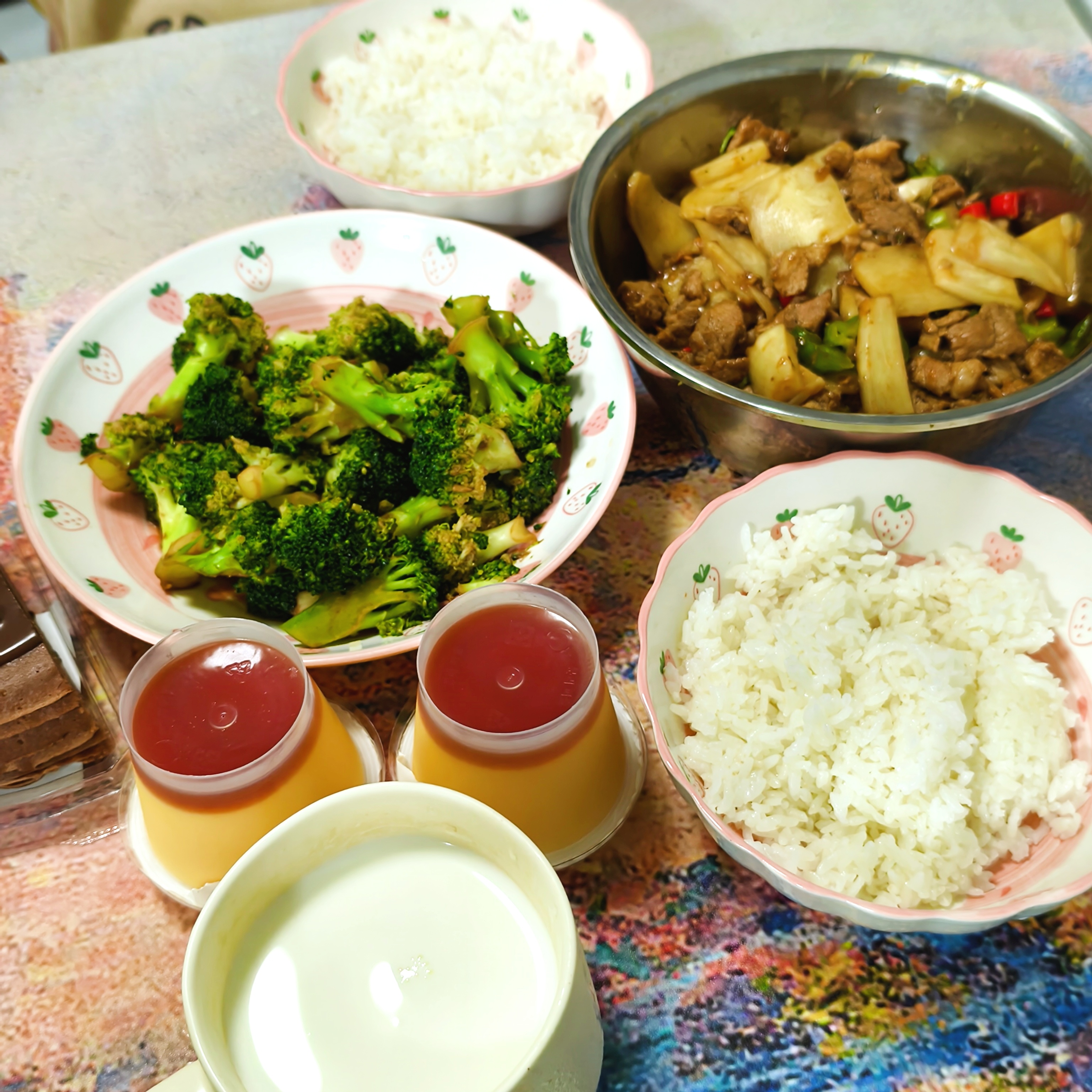 背包大作 刚刚进行了一场布丁大战 