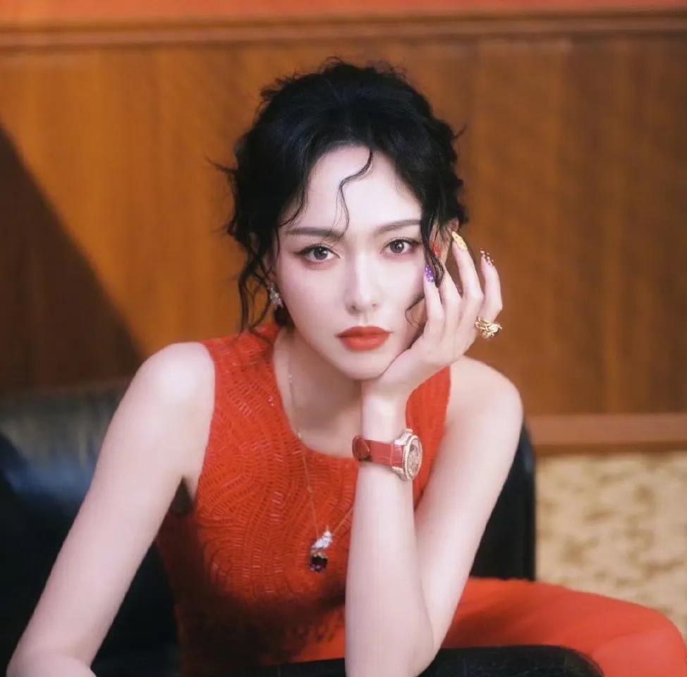 @唐嫣