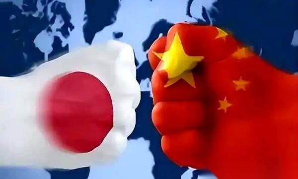 几个月，网上吵得不可开交。
去，还是不去名古屋亚运会？键盘敲得火星四溅。有人说，