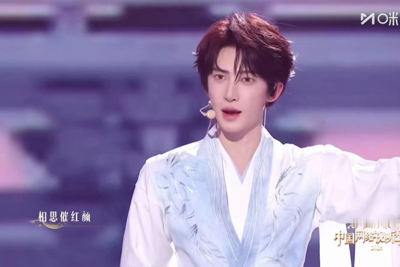 刘宇的实力和颜值都不容小觑，这才是真国风美少年