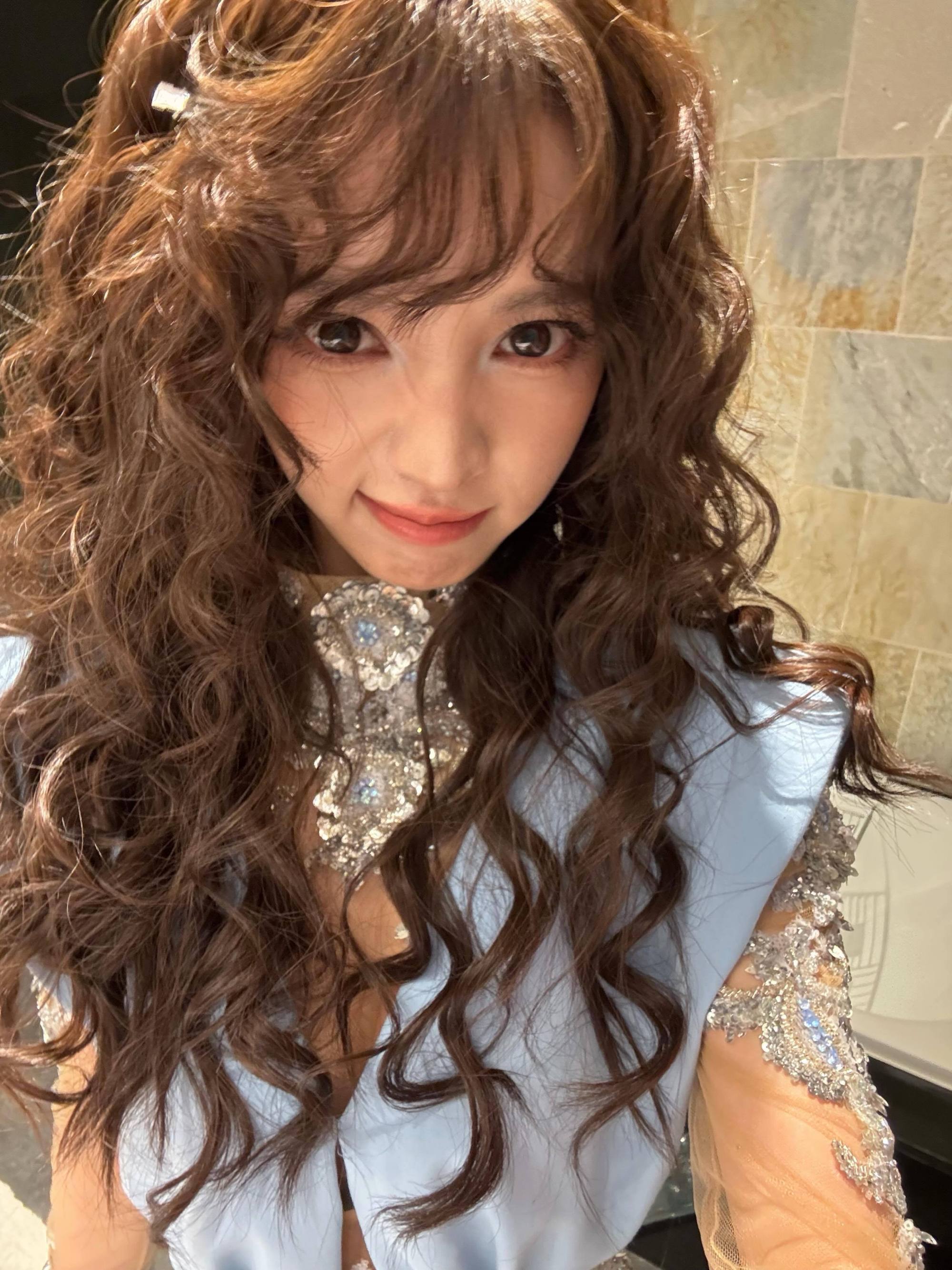 曦薇0620 ins更新❤️Tonight 无法抵抗田曦薇的撒浪嘿