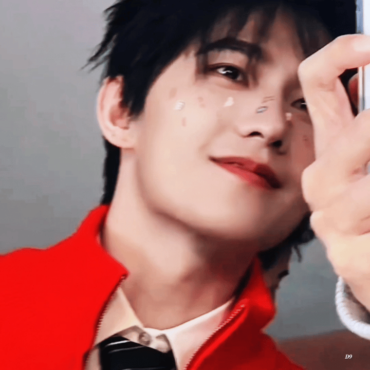 很明显了，杨洋的意思是让粉丝别闹了…这场闹剧可以结束了呢！杨洋发文回应不让江山争