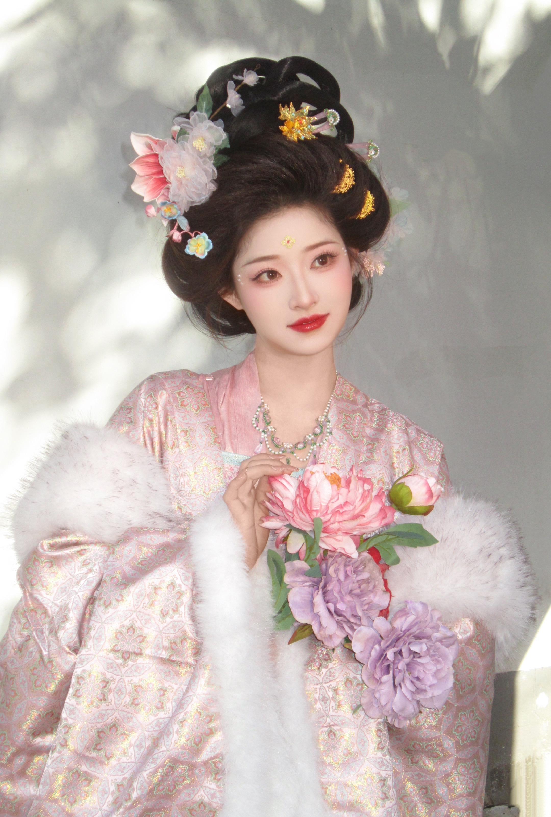 你眉目如当年 流转我心间。