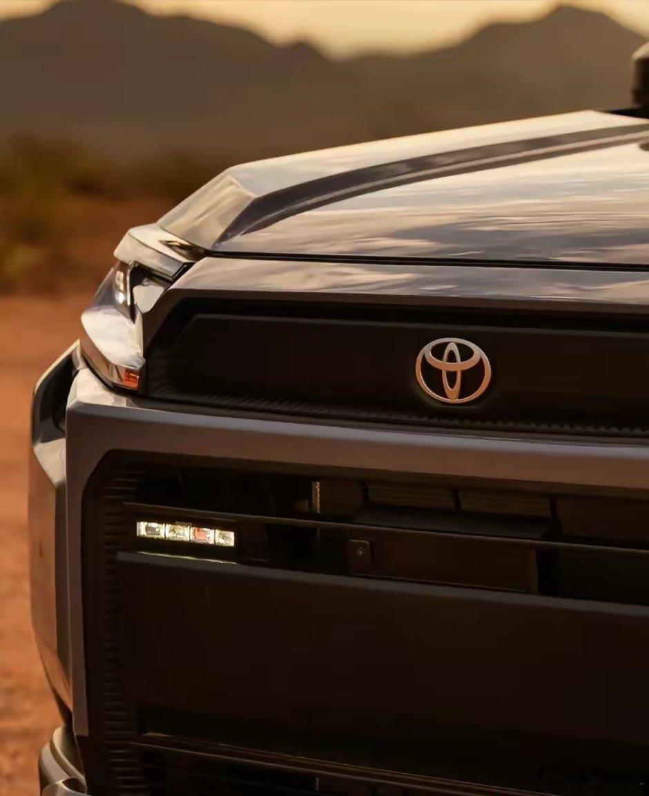 新款荣放其实不太丑 