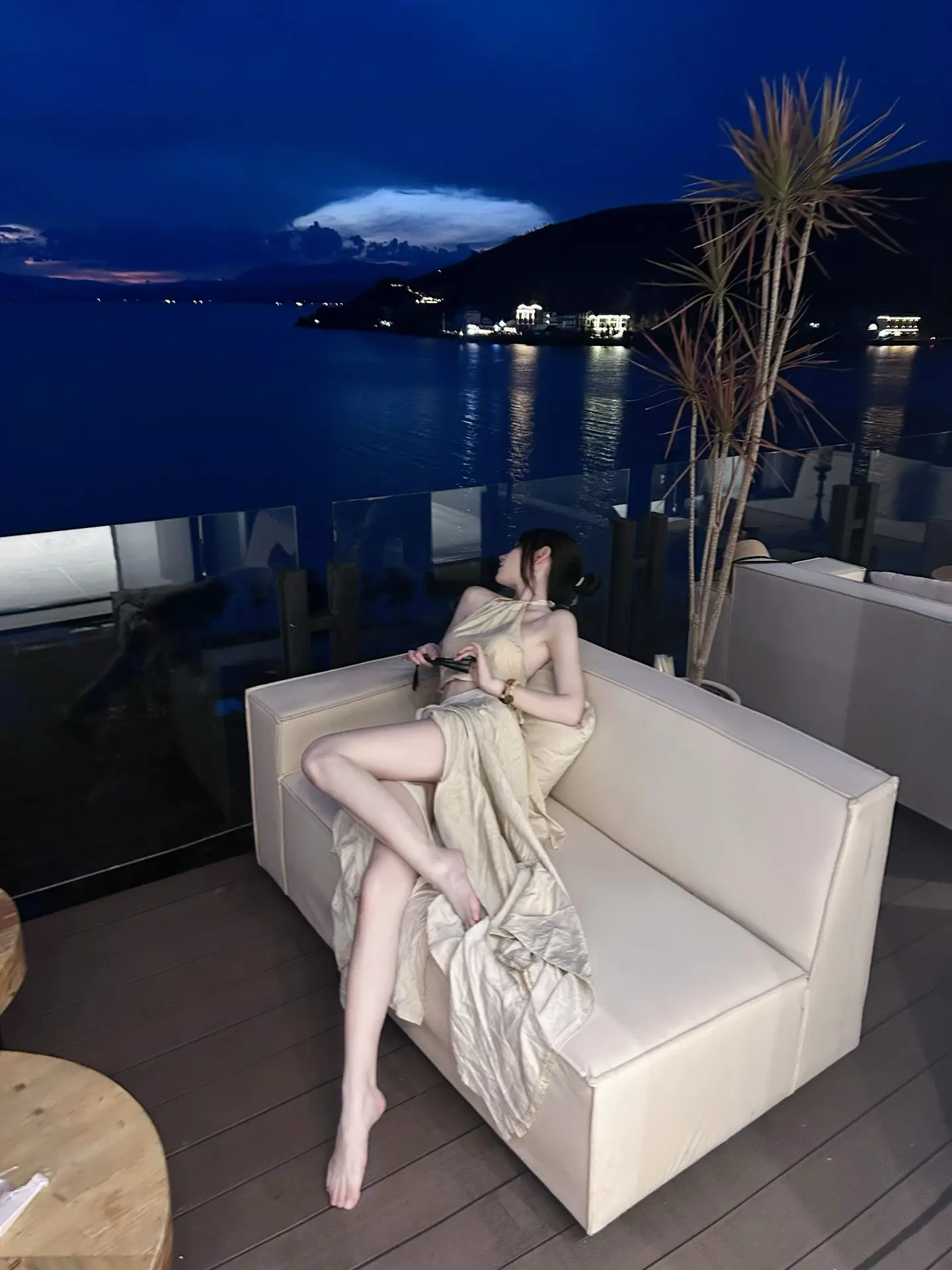 你总道缘分仓促如雨 却不知相逢已是万幸